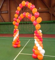 arch-of-balloons-with-helium-and-air